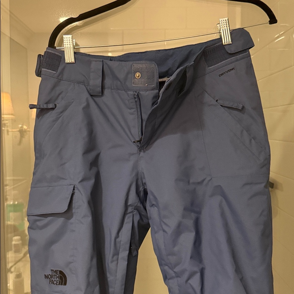 NEW MARKDOWN! North Face women’s snow pants ski pants snowpants skipants ski bib - Picture 8 of 9